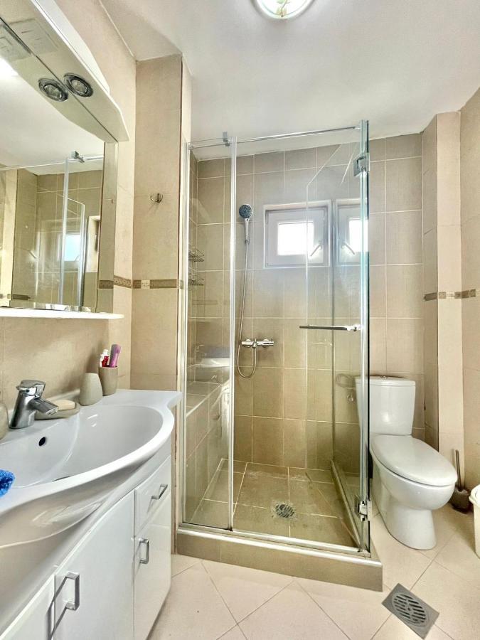 Family One Bedroom With Garden View